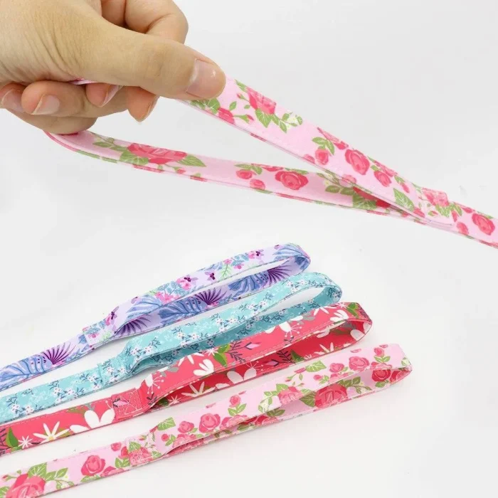 ⭐️Pawsome Pets⭐️ - Flower Design Dog Lead - PowderBlue